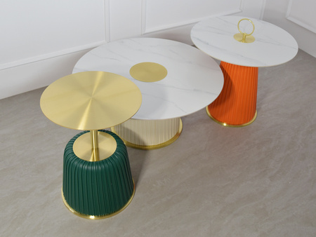 Złoty stolik z zieloną podstawą Ø40x55 cm T087C