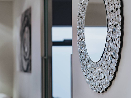 Lustro glamour w okrągłej luksusowej ramie 90 cm 16JZ03