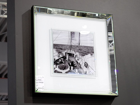 Obraz czarno- białe zdjęcie łodzi  55x55 cm S51059A