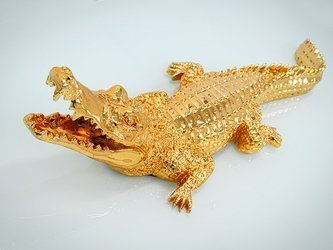Złota figura krokodyl 87x30x22 cm 2053