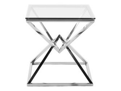 Nowoczesny szklany stolik kawowy osadzony na geometrycznej podstawie 50x51 cm J066